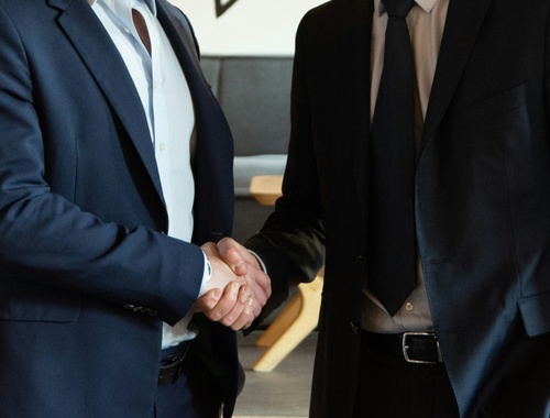 A completely transparent fee based approach without any types of commissions involved.