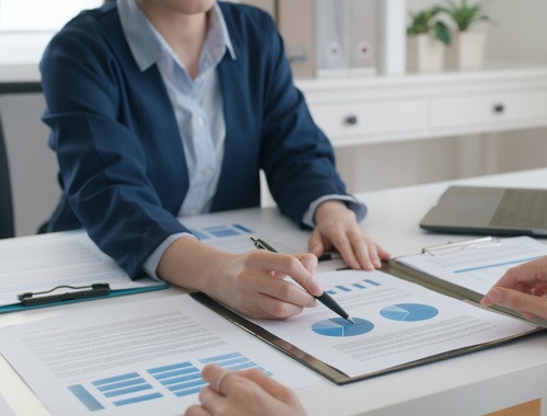 A clear roadmap for future transition or exit