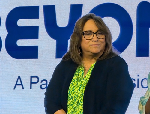 Maverick Bellann Hyten honored as a Panelist at the Paradigm Shift: Momentum by Monday, Beyond Retention Panel focused on Workforce development & Retention!  