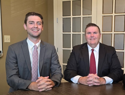 What are the advantages of a fee-based Financial Advisor? 