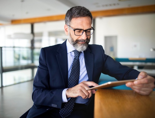 Experienced & Exiting Advisors