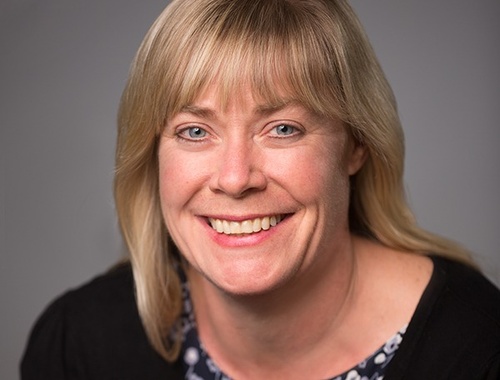 Teri Moomaw,Assistant Vice President Senior Client Specialist