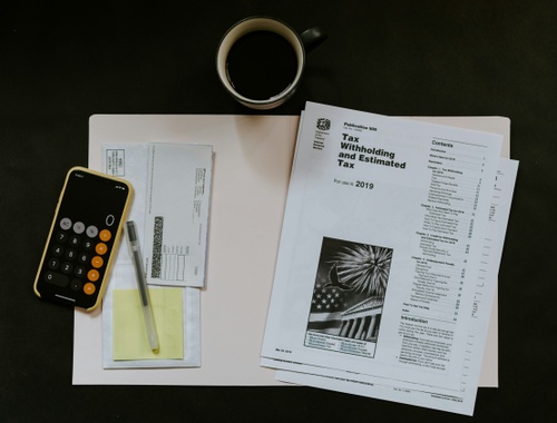 Before Completing Your Tax Return, Keep These 5 Filing Tips in Mind