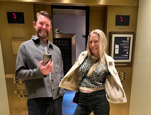 Viva Las Vegas with Casey & Hayley!