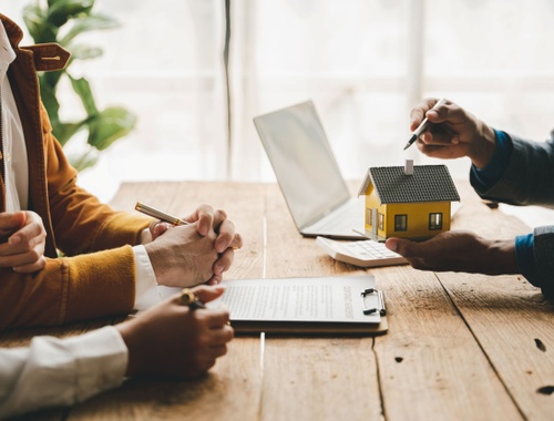 Should I Pay Off My Mortgage Before Retirement?<br/> 