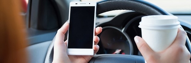 Avoid deadly distractions behind the wheel