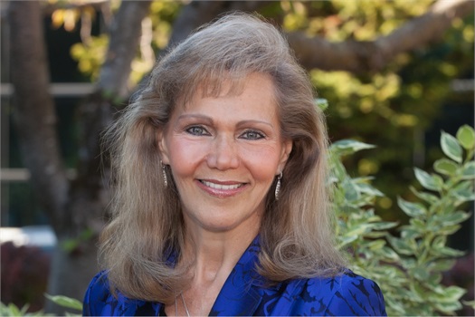 Carole J Hanson, CRPC