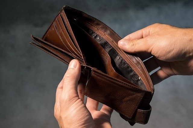 Are You The Financial Fallback Girl or Guy?