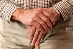 How to Talk to Aging Parents about Money