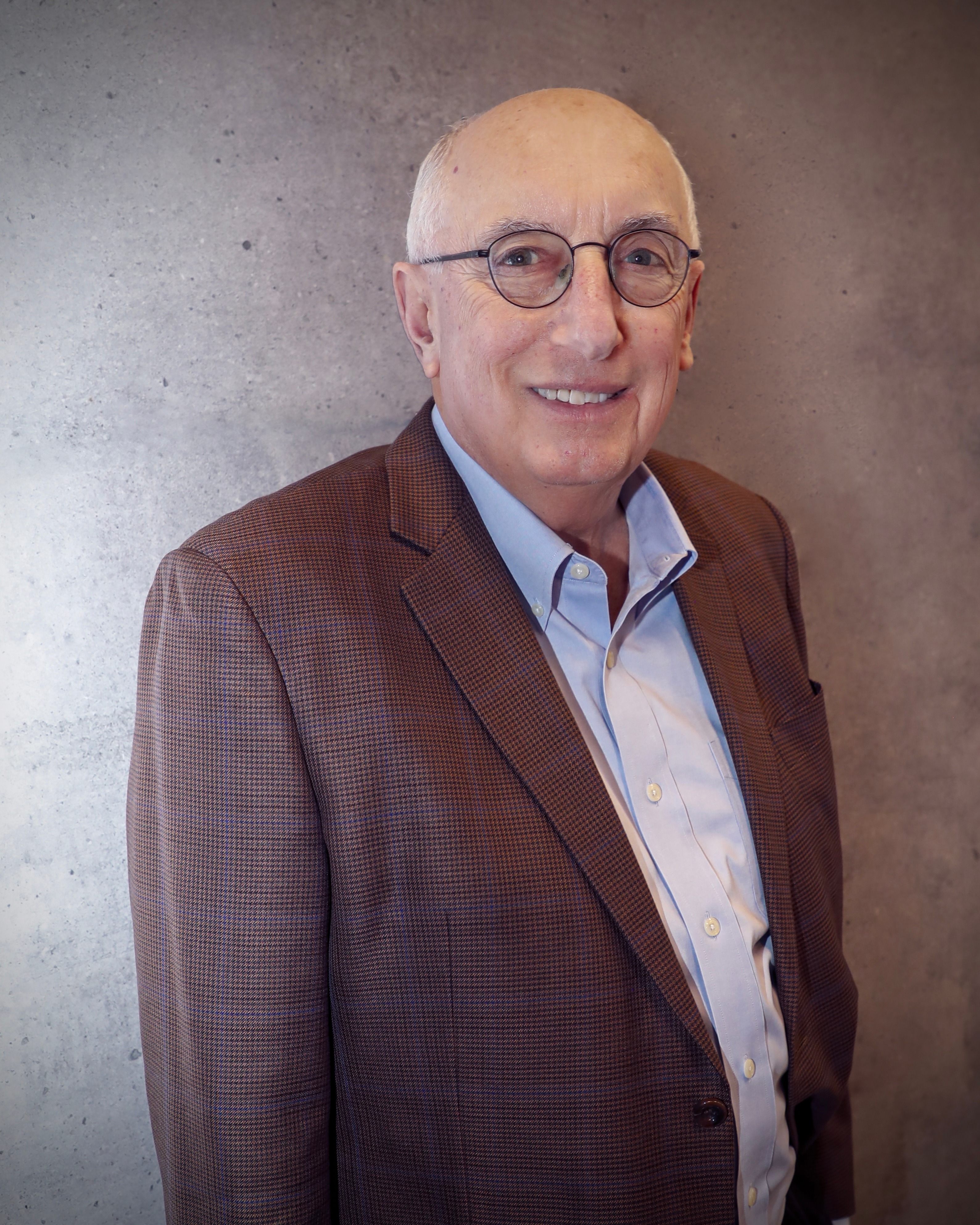 Dean Leonakis - WEALTH ADVISOR