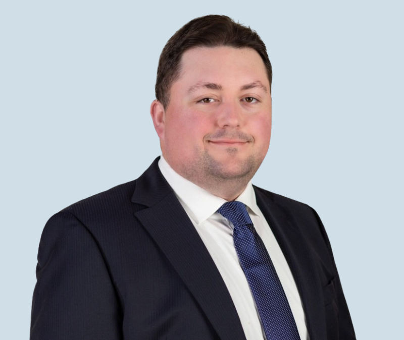 MICHAEL WELLER<br/><sup>FINANCIAL ADVISOR</sup>