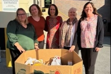 Brumbaugh Wealth Donates To Holiday Food Drive*