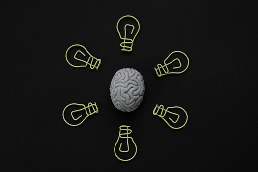 Participant Corner: Beyond Financial IQ:<br/>Confidence Matters
