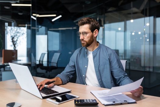 Why Use an Investment Adviser?