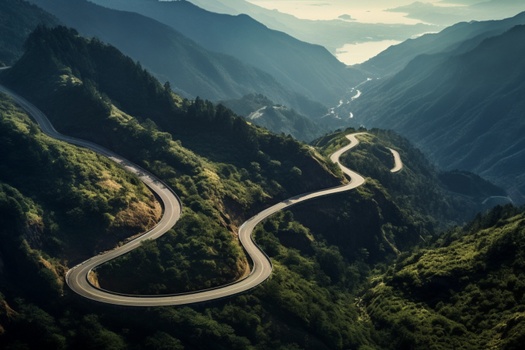 CHOOSE A HOLISTIC LENS FOR YOUR FINANCIAL PICTURE