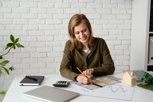 Personalized Financial Strategies for Every Stage of LifE