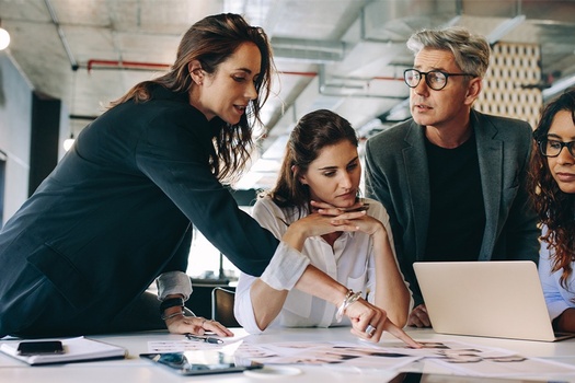 Surround Yourself With A Team That Works In Sync