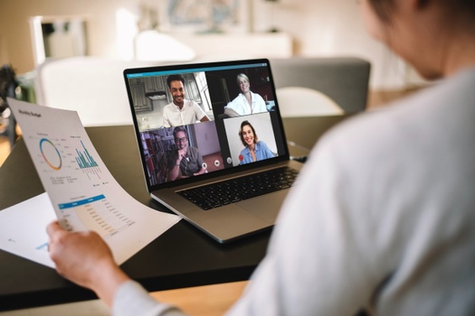 Build Success & Flexibility as an Advisor