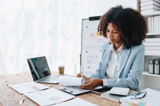 Shoreline Financial Strategies provides ongoing guidance and support throughout your retirement planning journey.
