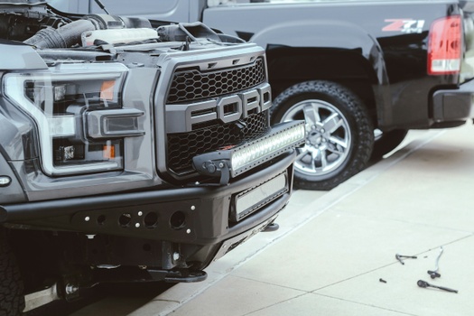 What Does Commercial Auto Insurance Cover?