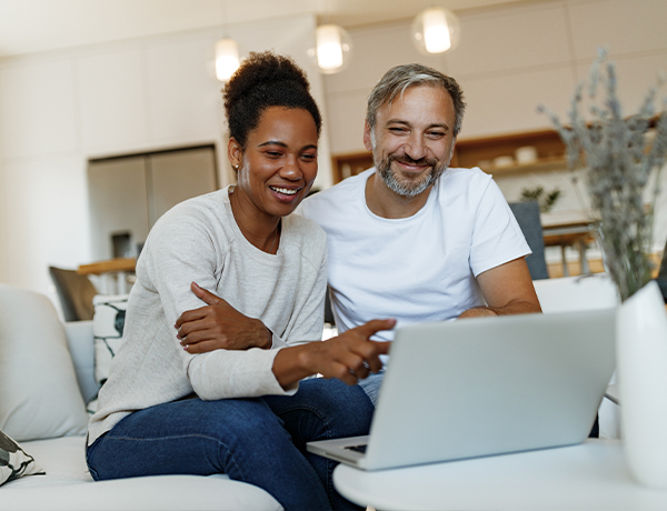 Couples: How to choose between 2 insurance plans