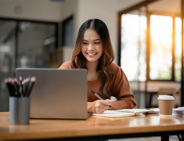 8 behaviors that help boost financial confidence